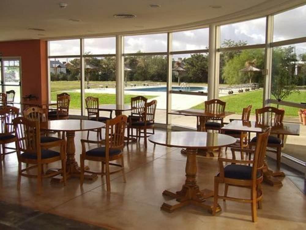 Paradores Austral Bahía Blanca Zewnętrze zdjęcie